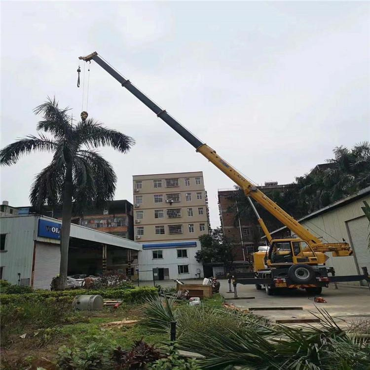 铜鼓县12吨吊车出租一天的收费标准是什么