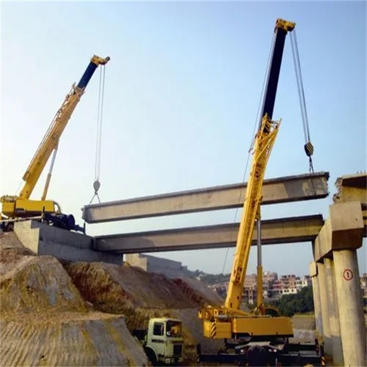 铜鼓县小型吊车出租