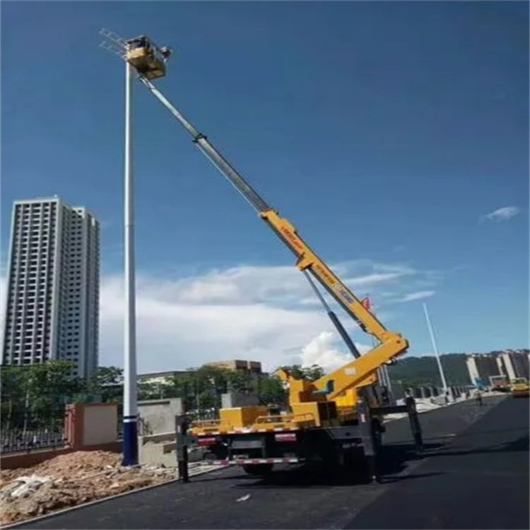 铜鼓县维修路灯的曲臂升降车出租