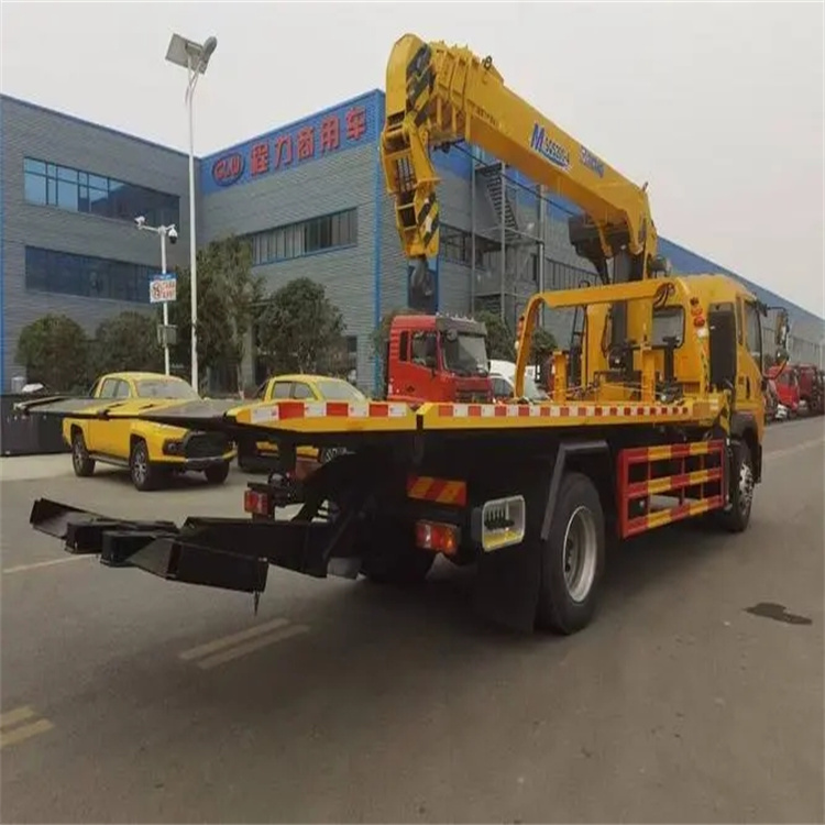 铜鼓县附近小随车吊出租电话，轻松解决搬运烦恼